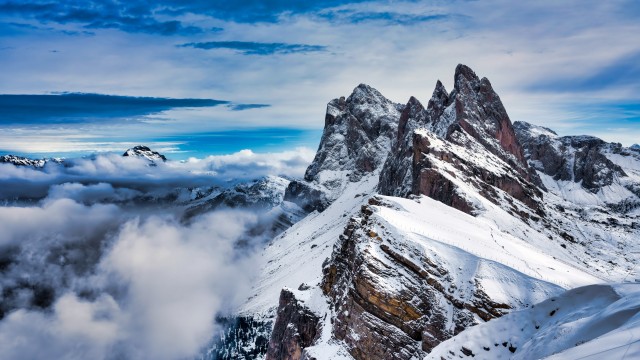 Seceda Mountain Winter