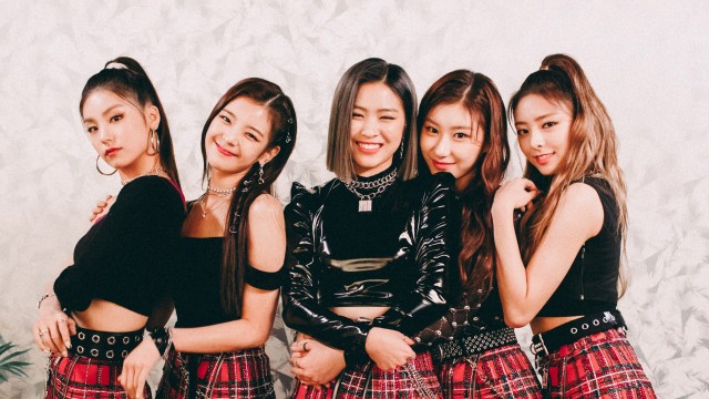 ITZY K-pop singers