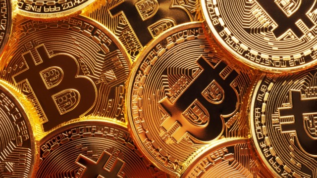 Bitcoin Gold coins