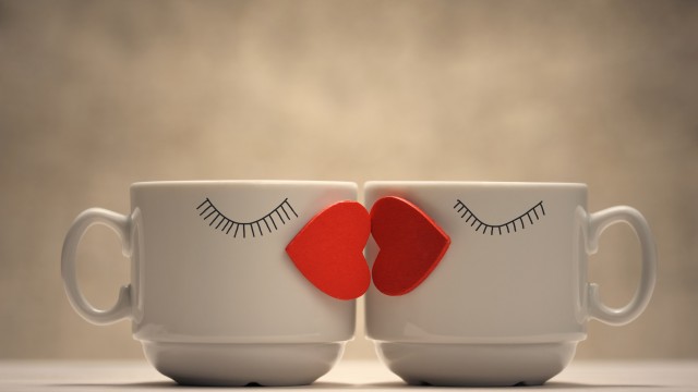 Coffee cups Love hearts