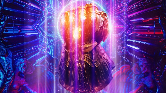 Thanos Infinity Gauntlet iPhone