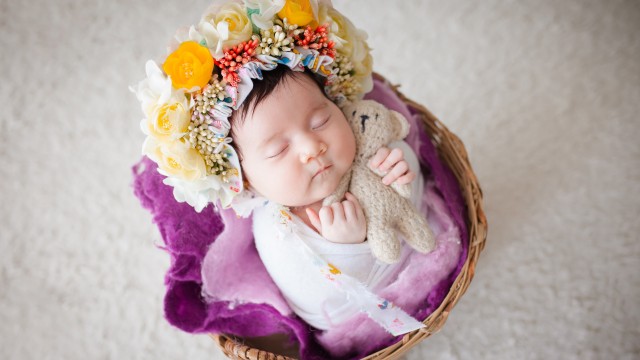 Newborn Flower Wreath