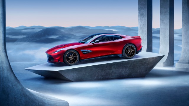 Aston Martin Vanquish Aesthetic
