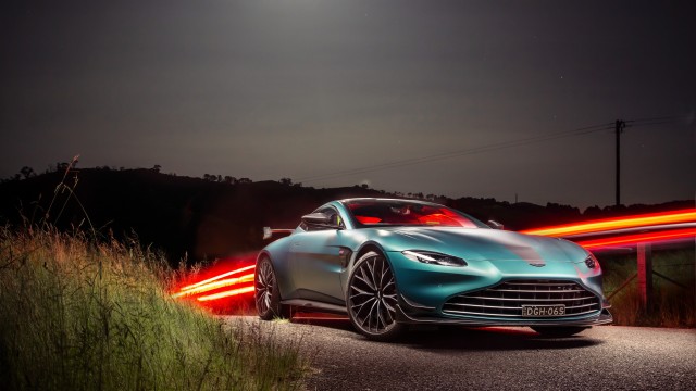 Aston Martin Vantage Racing Green