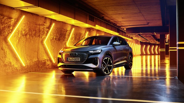 Audi Q4 50 e-tron S line 2021