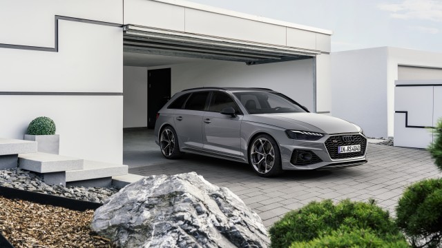 Audi RS 4 Avant competition 2022