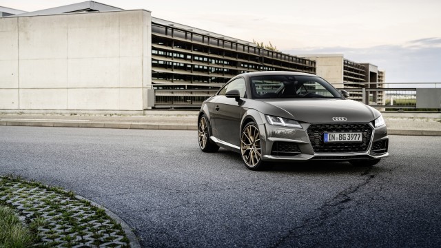 Audi TT Coupé bronze selection 2021